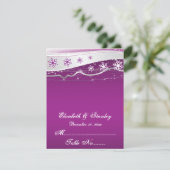 Paarse, zilsgrijze sneeuwvlok tafelkaart voor de b kaart (Staand voorkant)