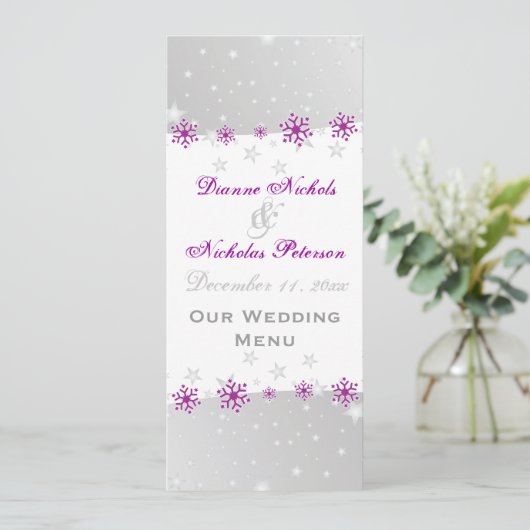 Paarse zilvergrijs sneeuwvlok bruiloft menukaart (Staand voorkant)