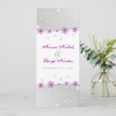 Paarse zilvergrijze sneeuwvlok voor het trouwprogr kaart (Staand voorkant)