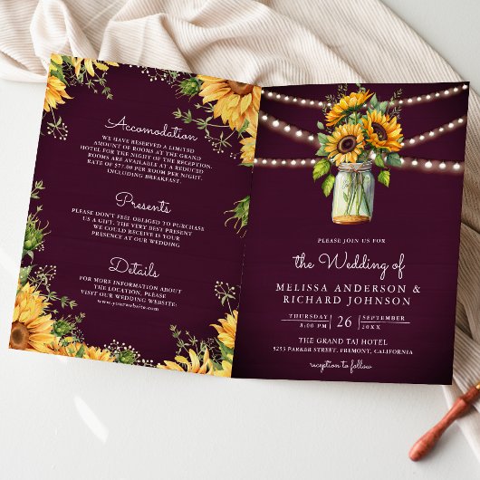 Paarse zonnebloemen in een metselpot met QR-code b