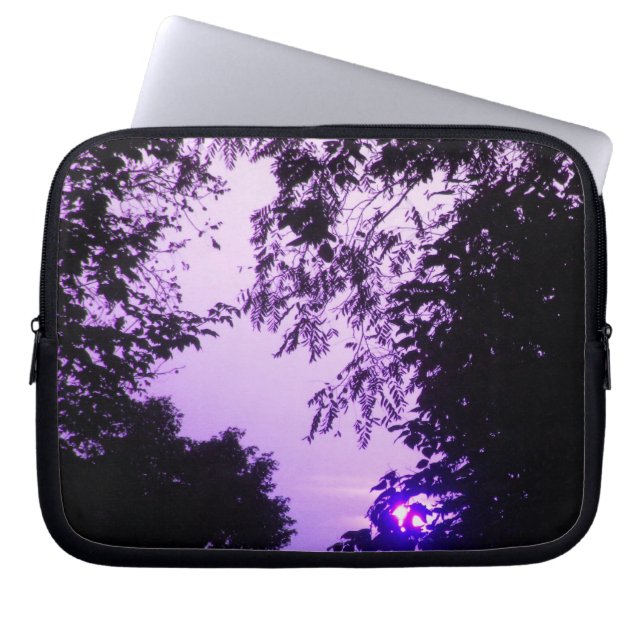 Paarse zonnehoes laptop sleeve (Voorkant)
