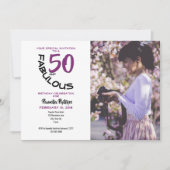 Paarse & Zwart "50 en Fabulous" Feestuitnodiging Kaart (Voorkant)