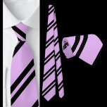 Paarse zwart gestreepte patroon stropdas<br><div class="desc">Paarse Zwart Gestreepte Patroon stropdas.</div>