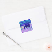 Paarse zwarte paarden in het regenboogveld vierkante sticker (Envelop)