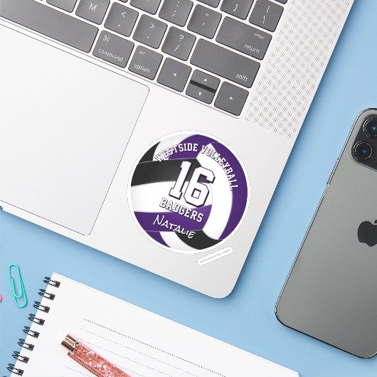 paarse zwarte team kleuren volleybalspeler sticker (Laptop met iPhone)