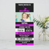 Paarse zwarte volleybal ticket verjaardagsfoto kaart (Staand voorkant)