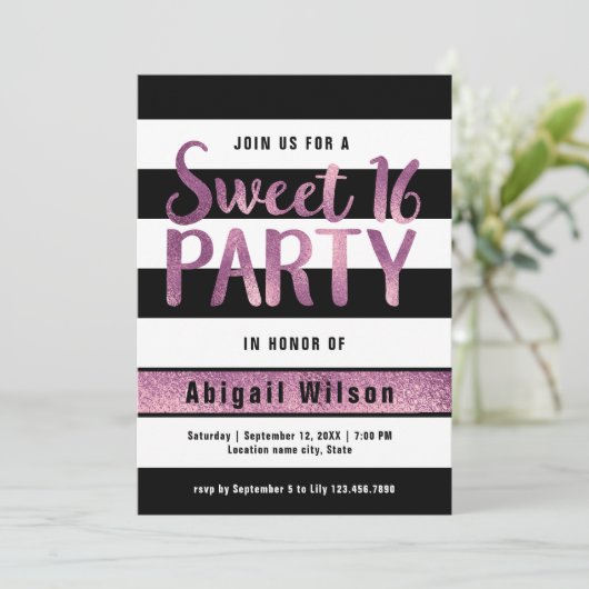 Paarse zwarte witte zoete zestienjarige verjaardag kaart (Staand voorkant)