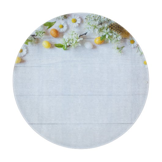 Paas kersenpruim: gele eieren. snijplank (Voorkant)