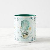 Paasbundel in een mand- en lentballon tweekleurige koffiemok (Center)