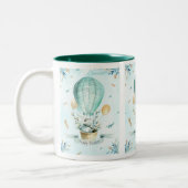 Paasbundel in een mand- en lentballon tweekleurige koffiemok (Links)