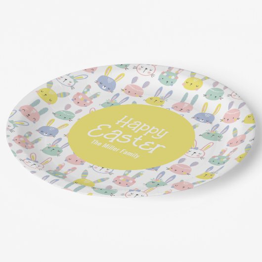 Paasbundels met bloemen in pastelkleuren papieren bordje (Gekanteld)