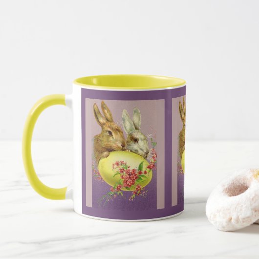 PaasBunnies en Mok van eitjes met  koffie (Met donut)