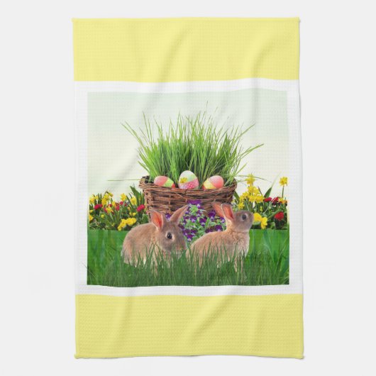 PaasBunnies in de tuin/lentesholiday Theedoek (Verticaal)