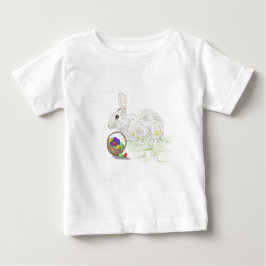 Paasbunny baby fijnt in shirt