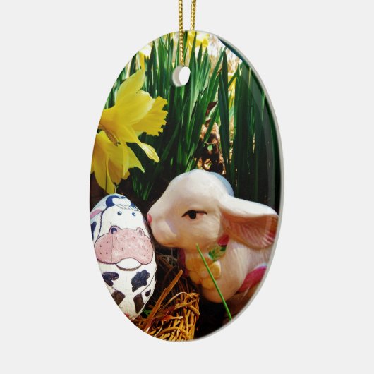 PaasBunny en koe-ei Keramisch Ornament (Links)