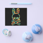 PaasBunny Retro Tie Dye Bunny Skull Cross Bone Flyer (Enkel)