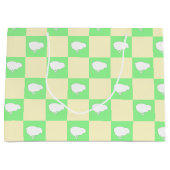 Paaschaakbordpatroon met wit kuikenmotief groot cadeauzakje (Voorkant)