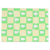 Paaschaakbordpatroon met wit kuikenmotief groot cadeauzakje (Achterkant)