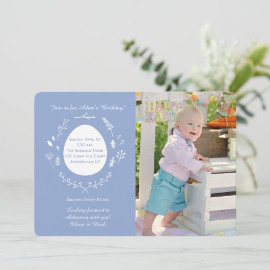 Paasdag Blauwe Foto Uitnodiging (Staand voorkant)