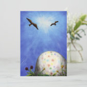 paasei liggend in het gras feestdagenkaart (Staand voorkant)