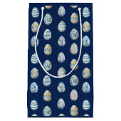 Paasei op blauw klein cadeauzakje (Voorkant)