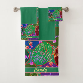 Paaseieren op groen bad handdoek