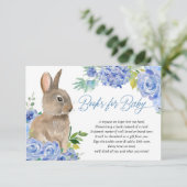 Paashaas blauw wit bloemen boeken voor baby encl informatiekaartje (Staand voorkant)