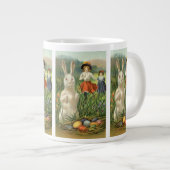 paashaas en kinderen Happy Eastertide Grote Koffiekop (Voorkant rechts)