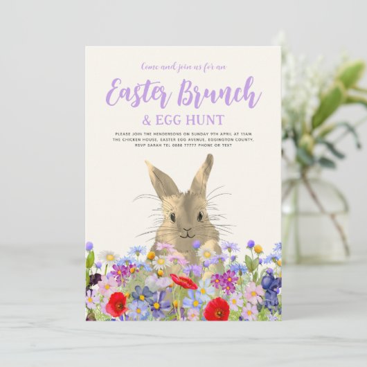 Paashaas en wilde bloemen Eierjacht en brunch Kaart (Staand voorkant)