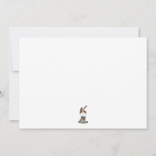 Paashaas in Blauw Shirt Feestdagenkaart (Achterkant)