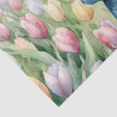 Paashaas in een weide van tulpen tissuepapier (Detail)