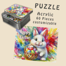 Paashaas met kleurrijke eieren in mand -