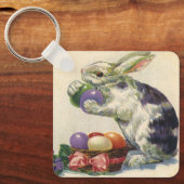  paashaas met paaseieren in een mand sleutelhanger (Voorkant)