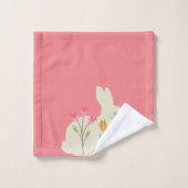 Paaskonijn met bloemen - voeg monogram toe bad handdoek (Wasdoekje)