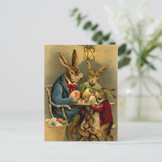  paaskonijnen schilderen eieren feestdagenkaart (Staand voorkant)