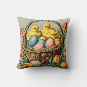 paaskuikens met tulpen kussen