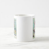 Paasmeisje in de auto met een pluiswagen koffiemok (Center)