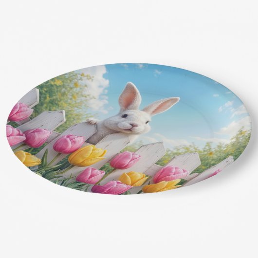 Paaswit konijn in een tulpentuin papieren bordje (Gekanteld)