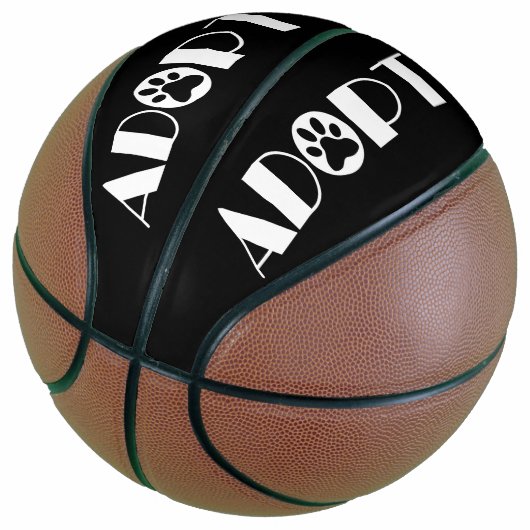 Paawhond adopteren basketbal (Schuin)