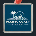 Pacific Coast Highway Motorfiets Metalen Ornament<br><div class="desc">Pacific Coast Highway,  ook wel bekend als California Route 1 of de PCH is een van de meest verbazingwekkend schilderachtig wegen in de wereld,  bedoeld om langzaam te worden doorkruist,  terwijl ze hijgen naar de bergen,  torenhoge bomen,  uitgestrekte stranden en eindeloze hemel.</div>