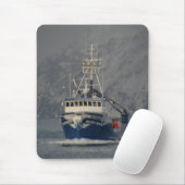 Pacific Mariner, Crab Boat in Dutch Harbour, Alask Muismat (Met muis)
