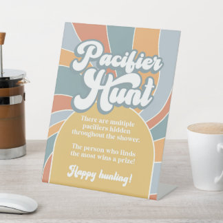 Pacifier Hunt Groovy Retro Sunshine Baby shower Reclamebord Met Voetstuk