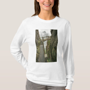 Pad en kleine brug, Gele Berg, T-shirt