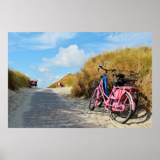 Pad naar strand met fietsen | Norderney, Duitsland Poster (Voorkant)