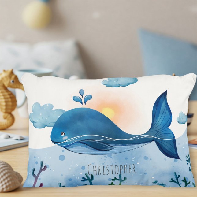 Padded Pillow with Whale Accent Kussen (Creator heeft geüpload)