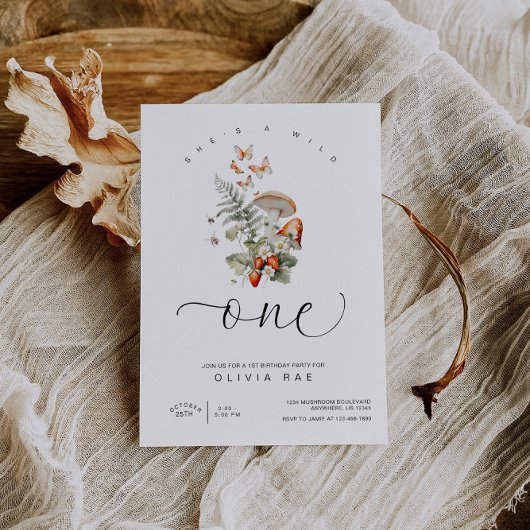 Paddenstoel en aardbeien Eerste Verjaardag Kaart