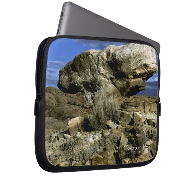 paddenstoel Rock Laptop Sleeve (Voorkant Rechts)