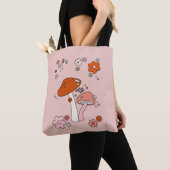 Paddenstoelen en bloemen met een kunst van 70 jaar tote bag (Dichtbij)