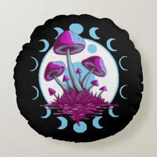 Paddenstoelen en moeren rond kussen