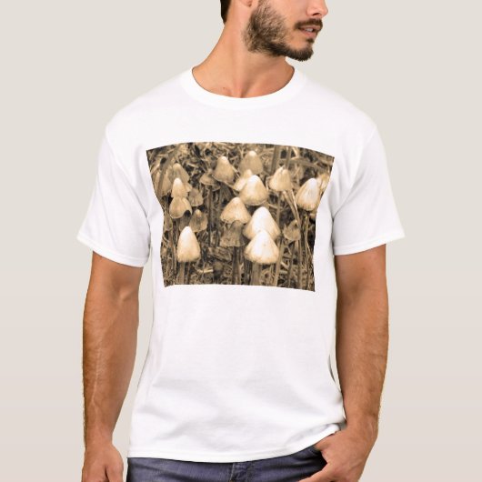 Paddenstoelen in Sepia T-shirt (Voorkant)